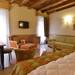 All'opera Prima 4* Verona